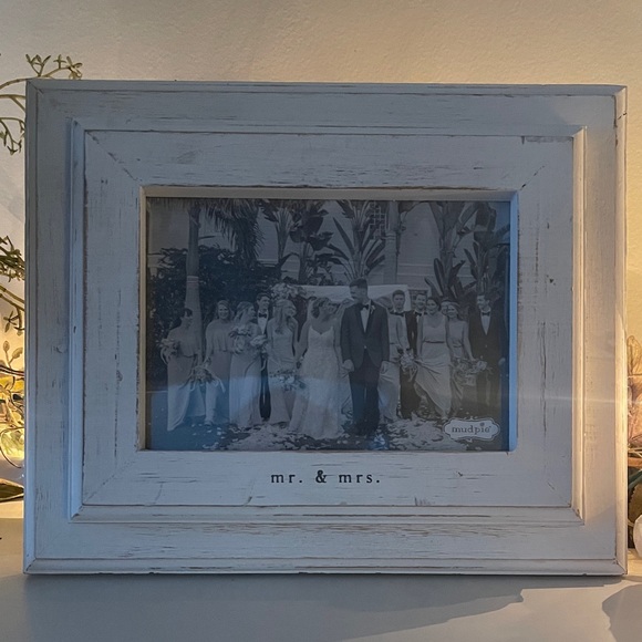Rustic White Photo Frame - Picture 3 of 3